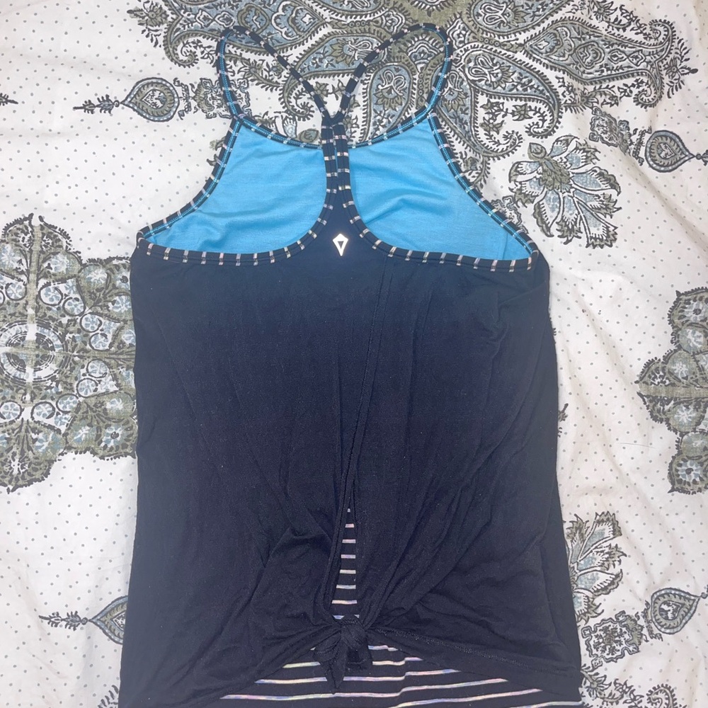 Ivivva (kids lululemon) Double layered tie back tank